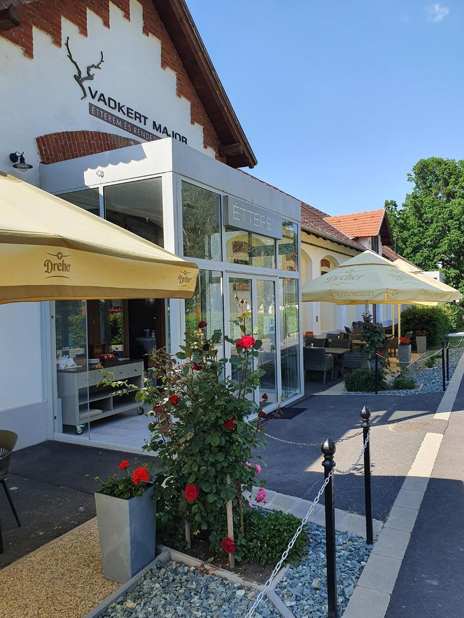 Hotel Vadkert Major Sárvár Exterior foto